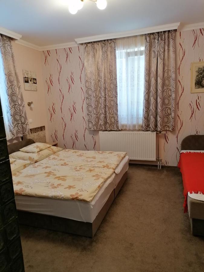 Kaktuszvirag Apartmanhaz Hajduszoboszlo Exterior photo